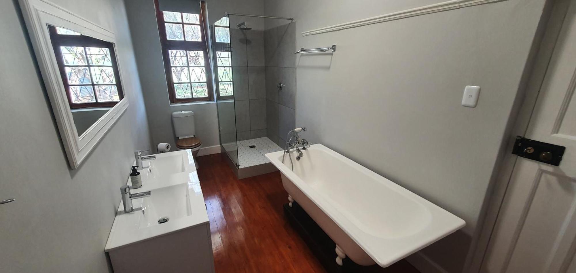 Villa Karoo Leeu Self Catering Oudtshoorn Esterno foto