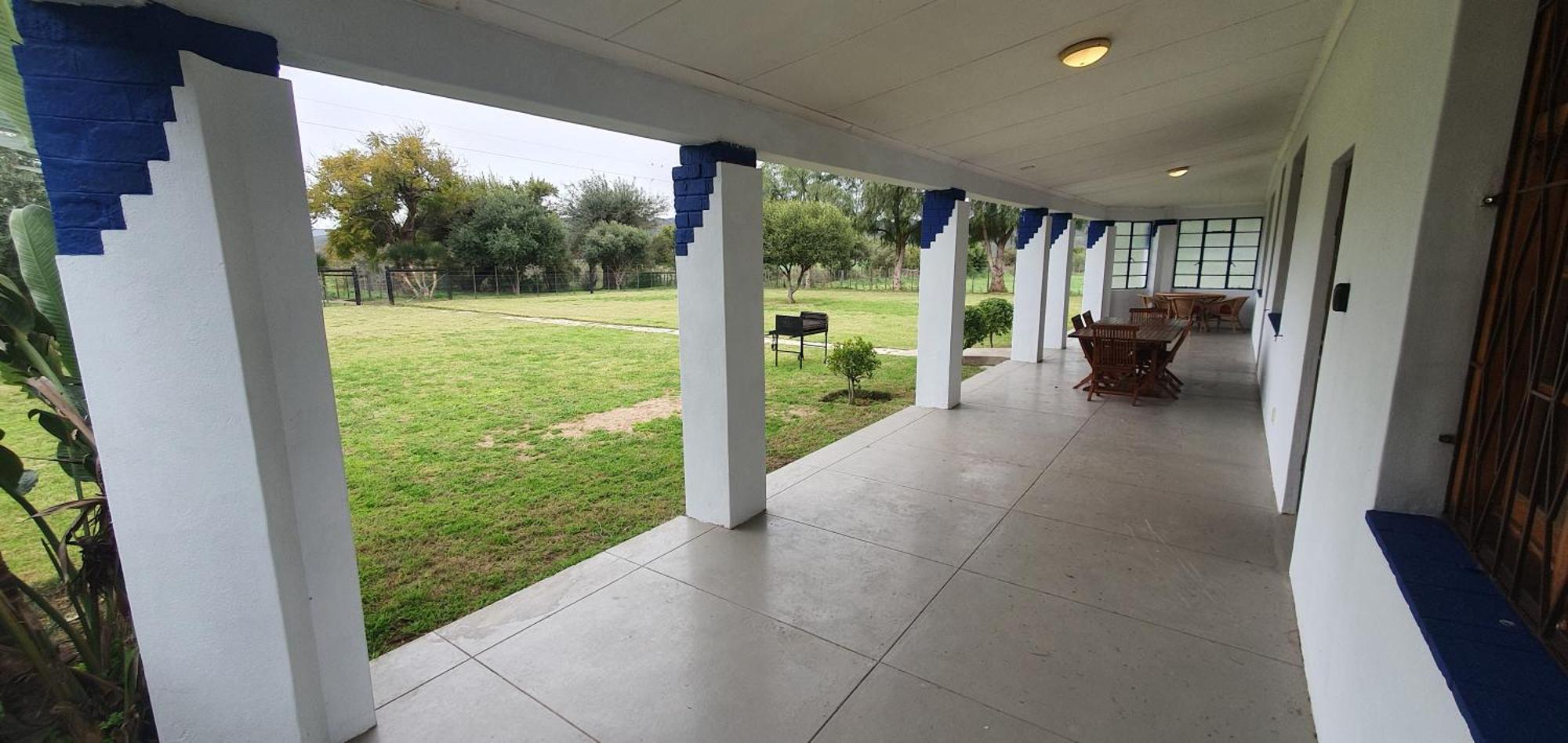 Villa Karoo Leeu Self Catering Oudtshoorn Esterno foto