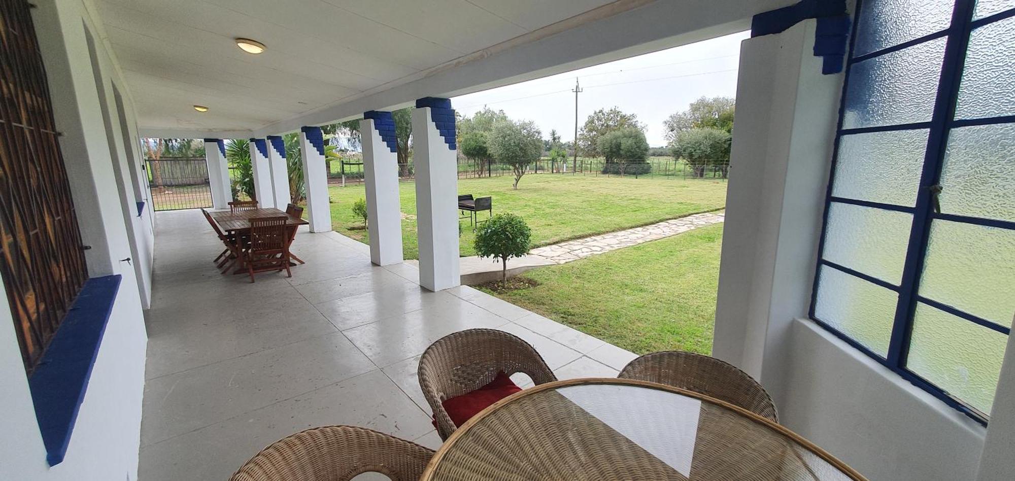 Villa Karoo Leeu Self Catering Oudtshoorn Esterno foto