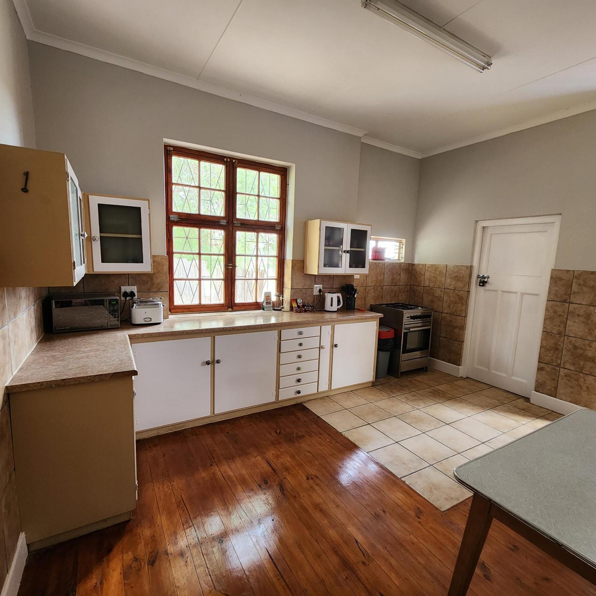 Villa Karoo Leeu Self Catering Oudtshoorn Esterno foto